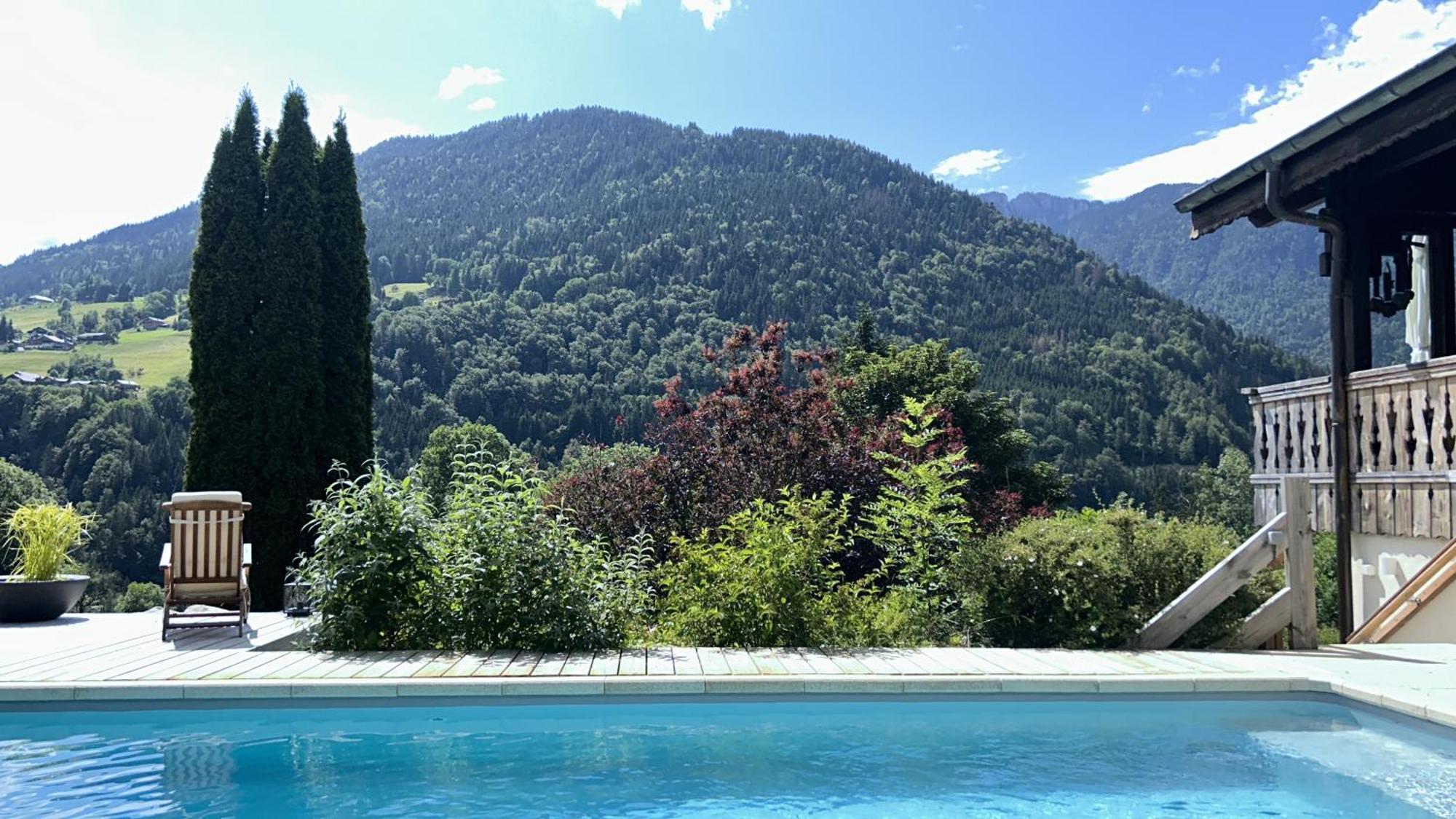 L'Ours Blanc Lodge Le Biot المظهر الخارجي الصورة